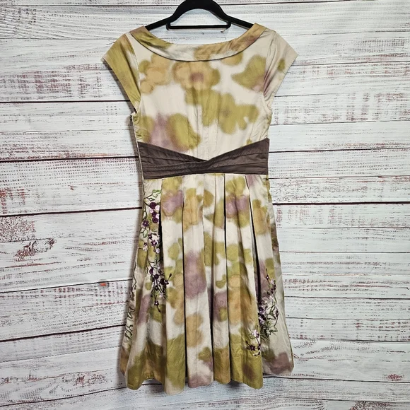 Floreat embroidered pleated dress - Picture 5 of 15